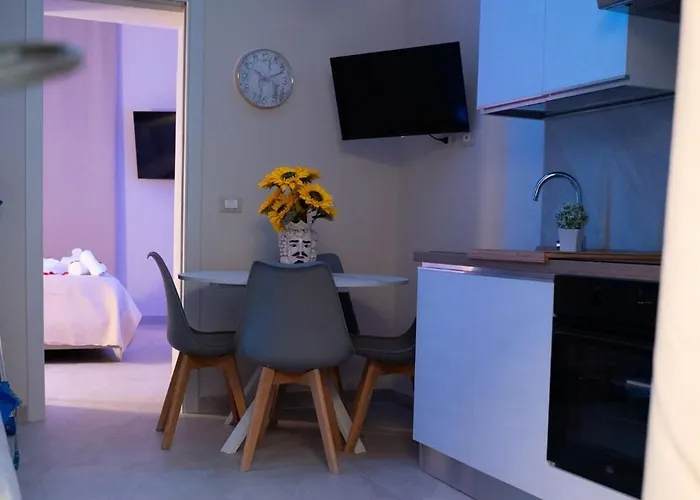 M&m's Apartment